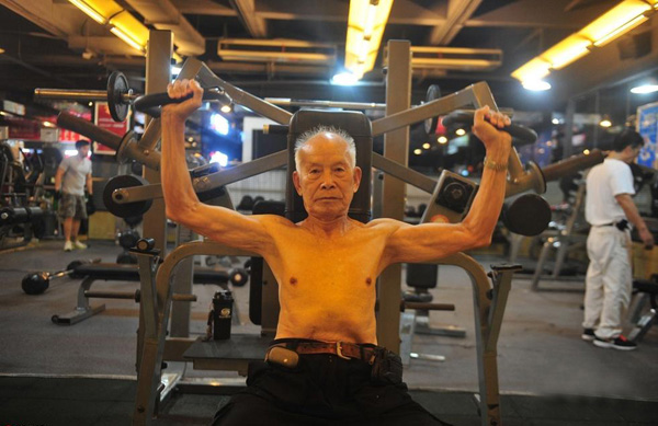 94歲健身爺爺爆紅！他還在運(yùn)動(dòng)，你有什么理由偷懶