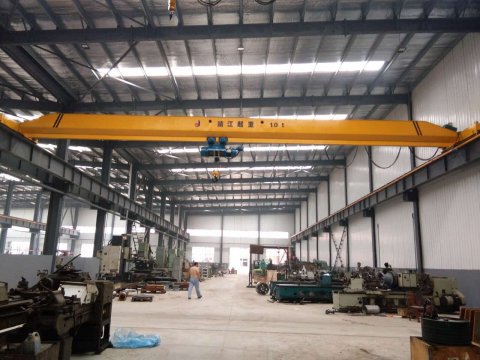 單梁起重機保養要注意那些方面?【靖江起重】 單梁起重機保養要注意那些方面?【靖江起重】